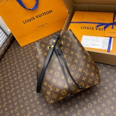 LV Bucket Bags